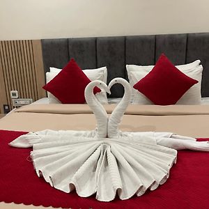 Budget King Room